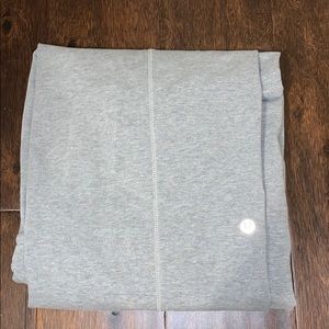 Long Lululemon yoga pants